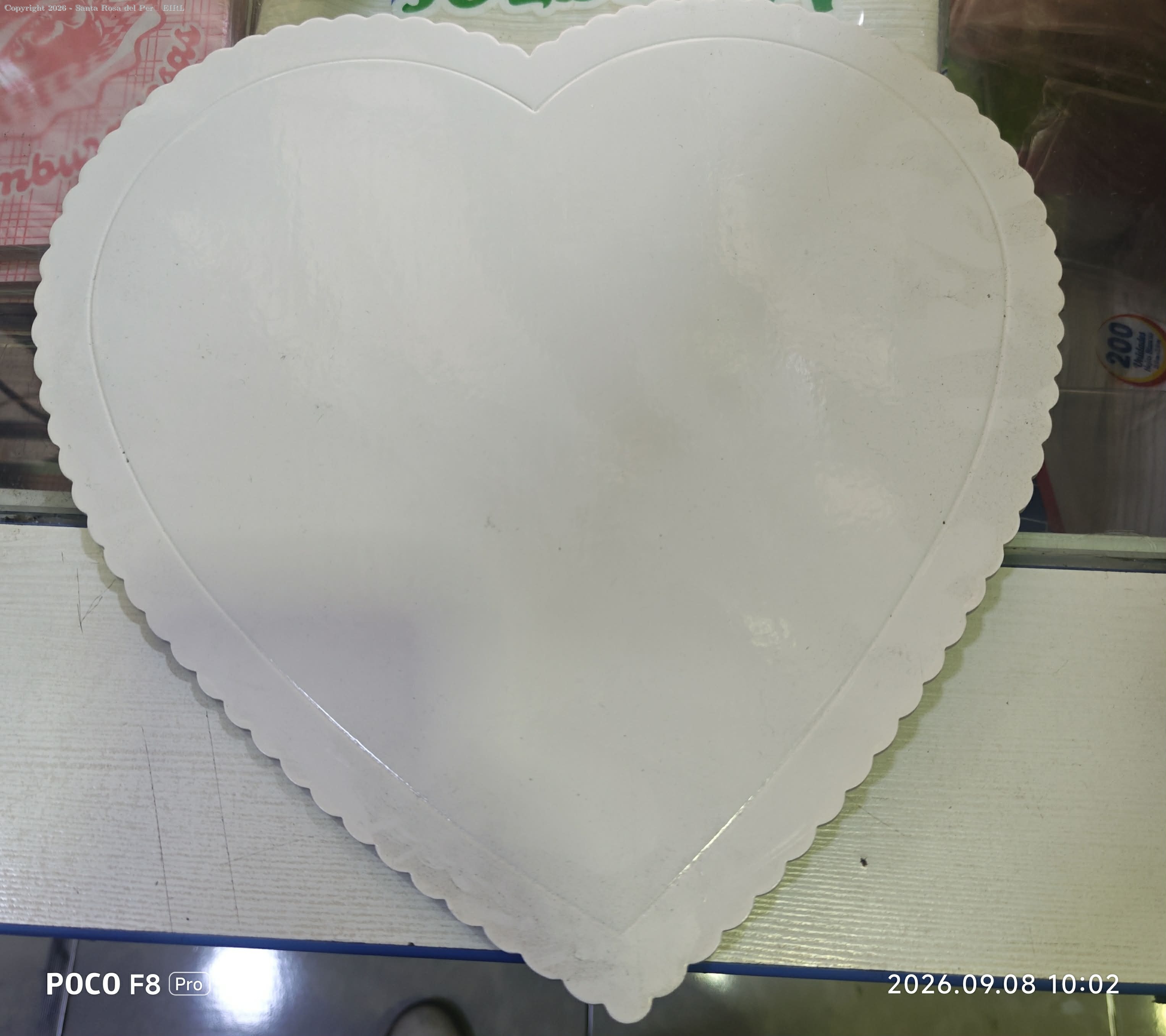 BASE DE CARTON BLANCO MODELO CORAZON #30